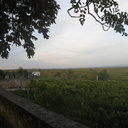 D-67273 Herxheim am Berg +49° 30' 39.16", +8° 10' 58.08" Parkplatz am Friedhof, herrliche Aussicht Richtung Mannheim/Ludwigshafen/Rhein. Mit dem Fernglas kann man den Wormser und den Speyerer Dom sehen. Mitten in den Weinbergen, Weinlokal in nächster Nähe. Untergrund Schotter. http://maps.google.de/maps?q=49.510877,8.1828&ll=49.510635,8.181797&spn=0.001193,0.00284&num=1&t=h&vpsrc=6&z=19